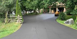 Best Gravel Driveway Installation  in Riverton, WY